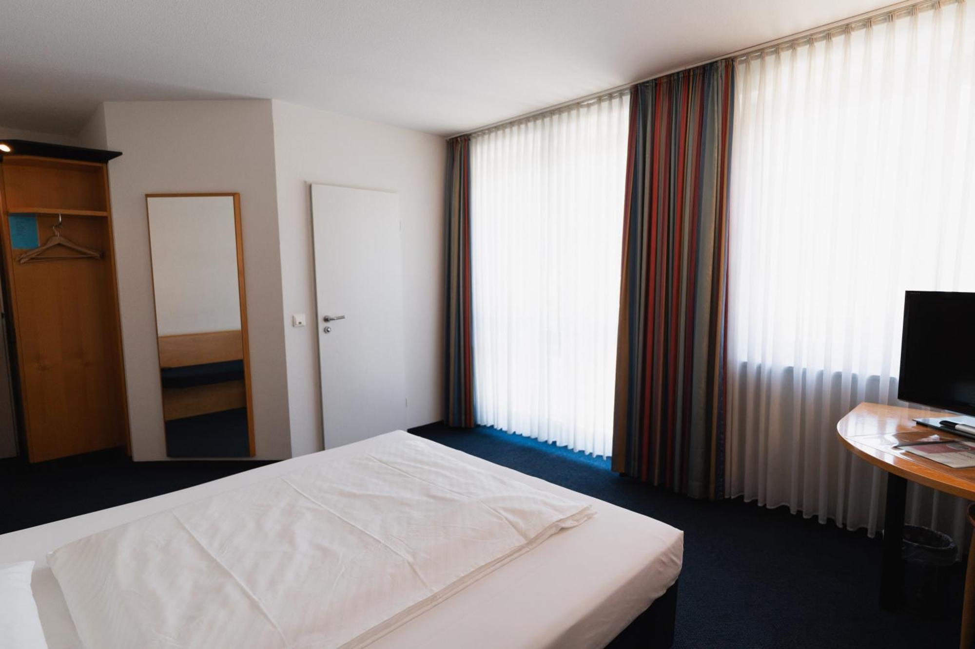 Hotel Am Weiher Erkelenz Εξωτερικό φωτογραφία